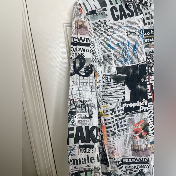 Desigual Newspaper Print Button Up Blouse – Long Sleeve Graphic Statement Top - Picture 4 of 14